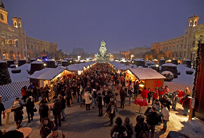 Weihnachtsmarkt Maria Theresienplatz Wien