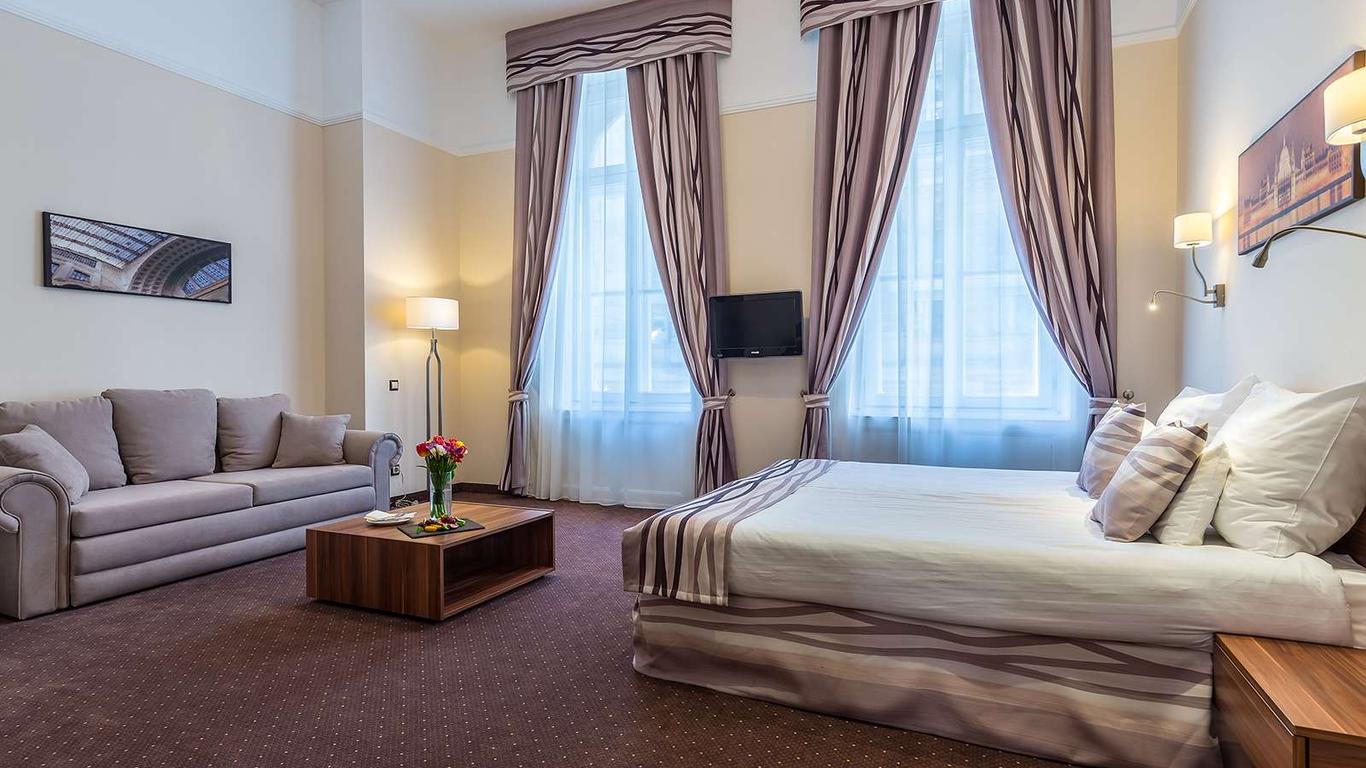 Hotel President